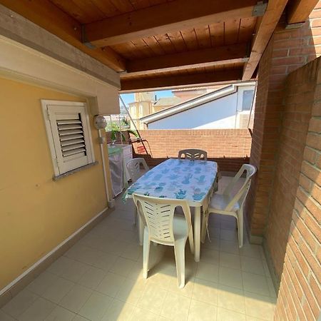 Appartamento Casa Vacanze 70M2 Альба-Адриатика Экстерьер фото